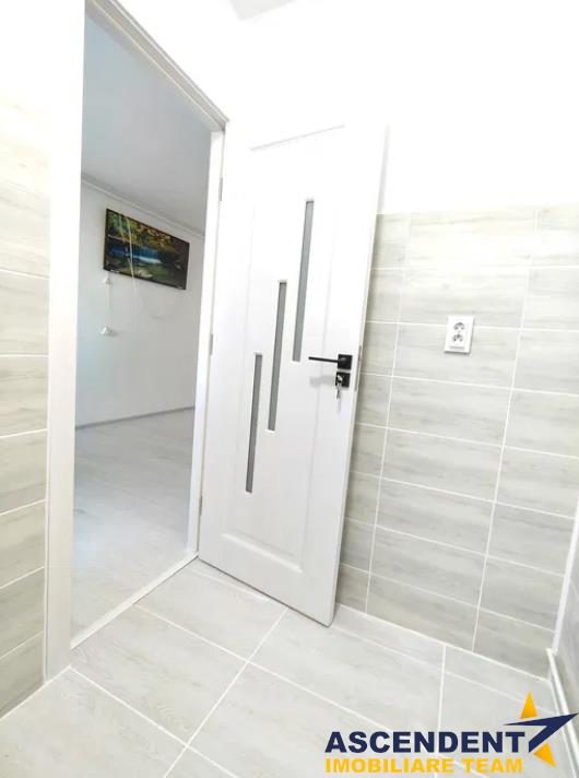 Garsoniera renovata, decomandata, in cartier Noua, Brasov - foto 7