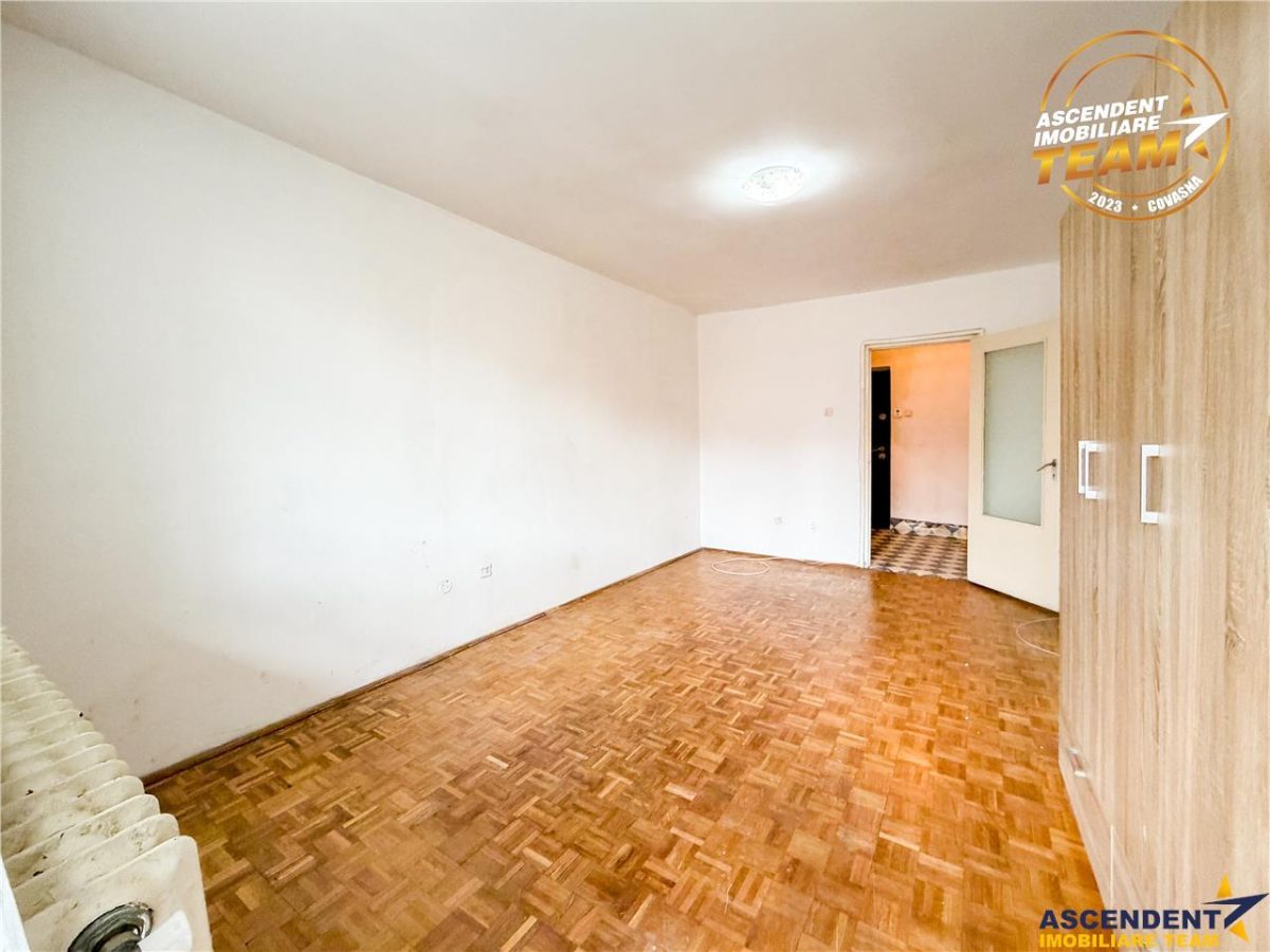 Apartament 2 camere, etaj 2, zona linistita, Simeria, Sfantu Gheorghe - foto 6