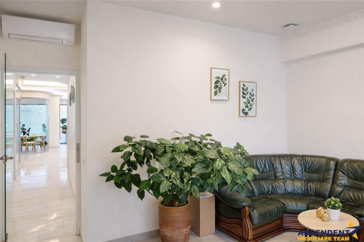 Spatiu medical,avize conforme: stomatologie,radiologie,medicina generala, Coresi - foto 2