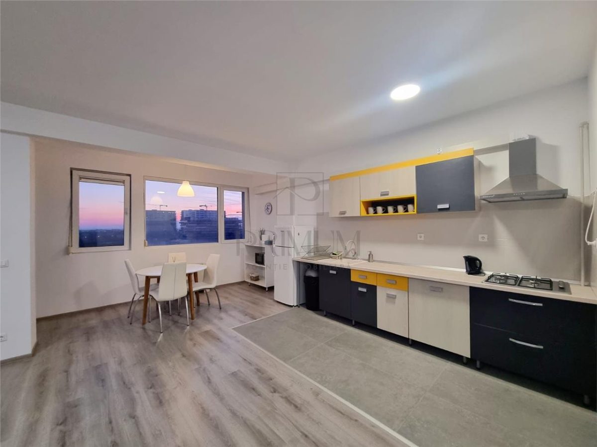 TORONTALULUI - 2 CAM - 78 MP UTILI - BALCON MARE - ETAJ INTERMEDIAR - LIFT - MOBILAT SI UTILAT - foto 4