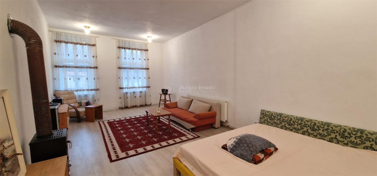 Chirie Resita  Apartament 90 mp. etj.1 la casa. - foto 6