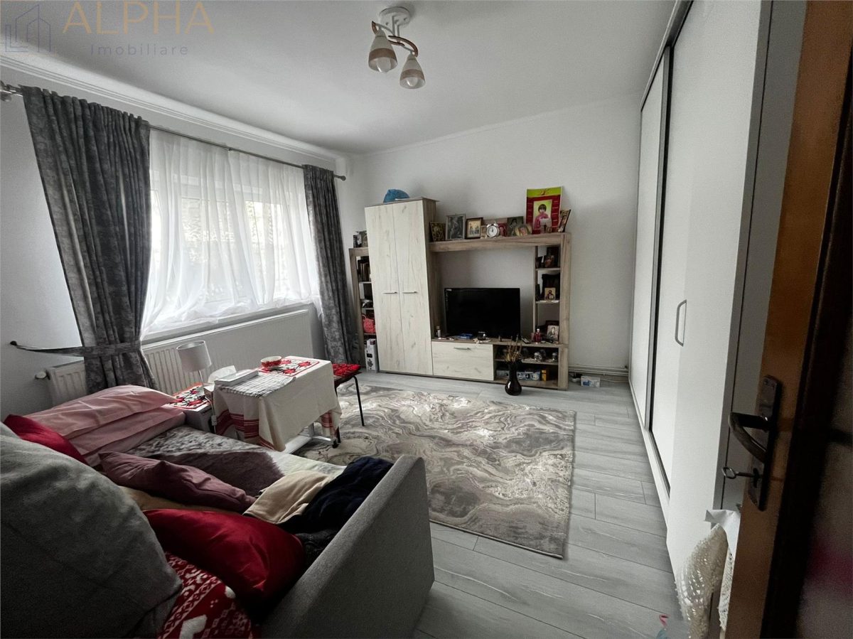 Garsoniera moderna, renovata complet â€“ Parter, zona Panait Cerna, Bistrita - foto 3