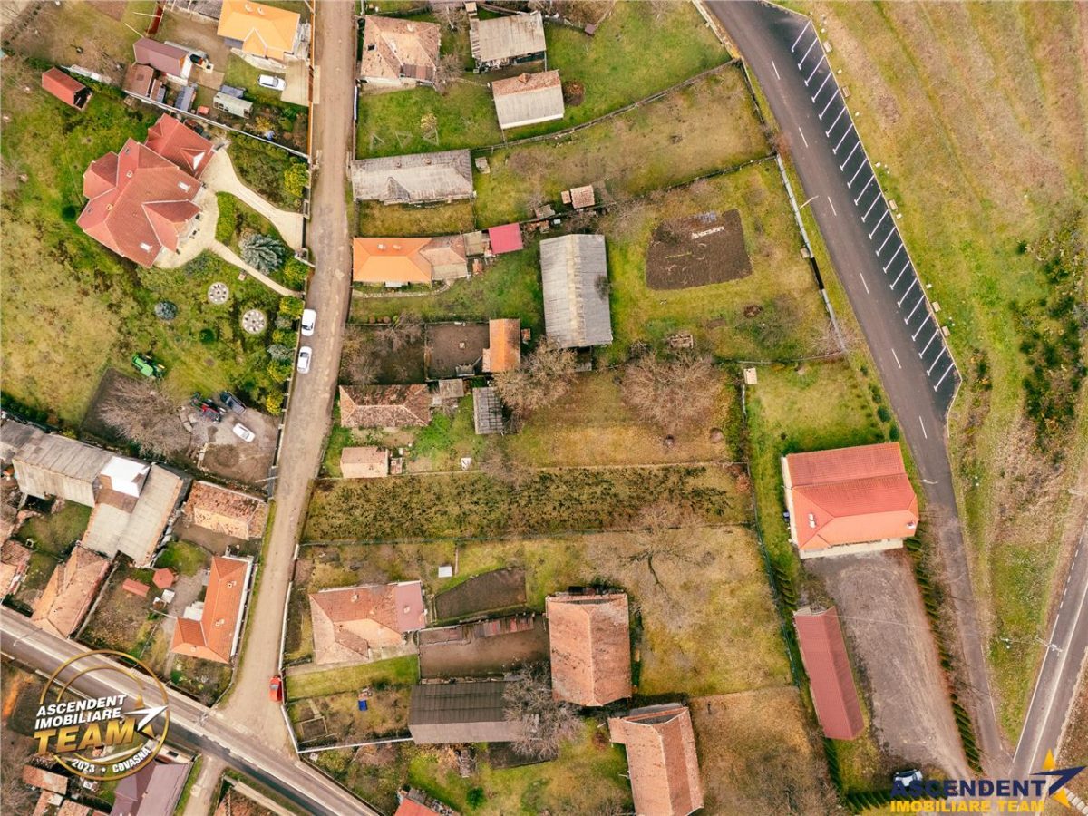 FILM! Gospodarie cu atmosfera traditionala,1.032 mp de verde si gradinarit, Sanzaieni, Covasna - foto 16