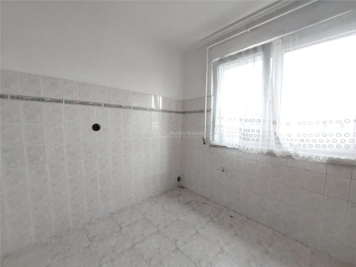 2 camere, 53 mp, etaj 4 din 4, Micro 5 - foto 3