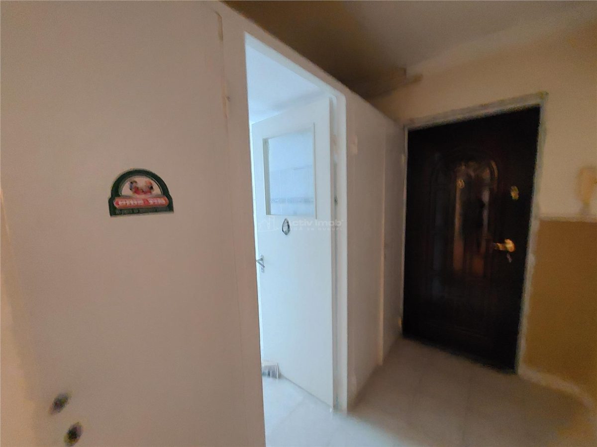 2 camere, 53 mp, etaj 4 din 4, Micro 5 - foto 8