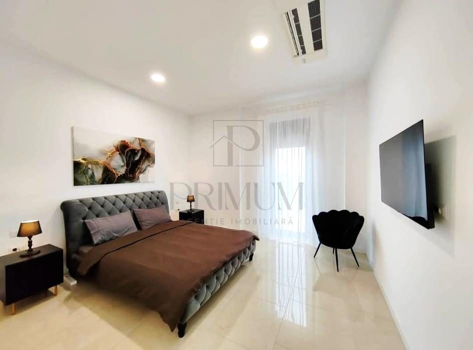 TORONTAL - PENTHOUSE - LIFT - 4 CAMERE - 2 BAI - 2 BALCOANE - INCALZIRE PARDOSEALA - PARCARE SUBTERANA - 