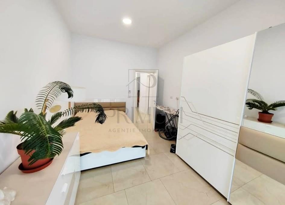 TORONTAL - PENTHOUSE - LIFT - 4 CAMERE - 2 BAI - 2 BALCOANE - INCALZIRE PARDOSEALA - PARCARE SUBTERANA - foto 5