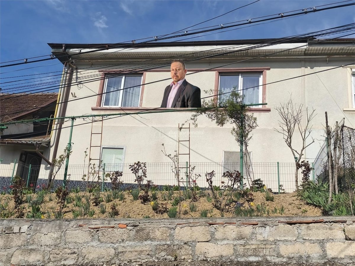 Resita Casa 2 Garaje Zona Lendt - 