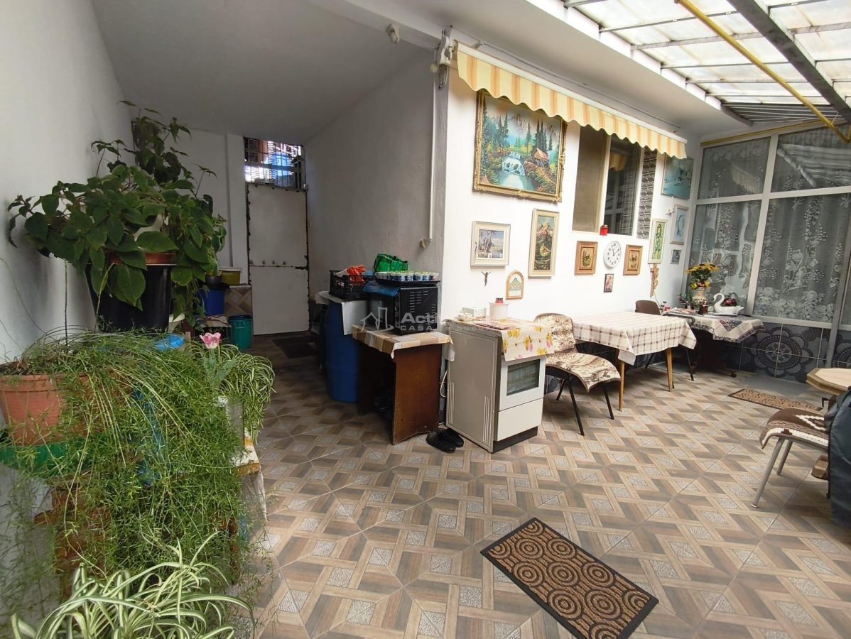 Resita Casa 2 Garaje Zona Lendt - foto 16