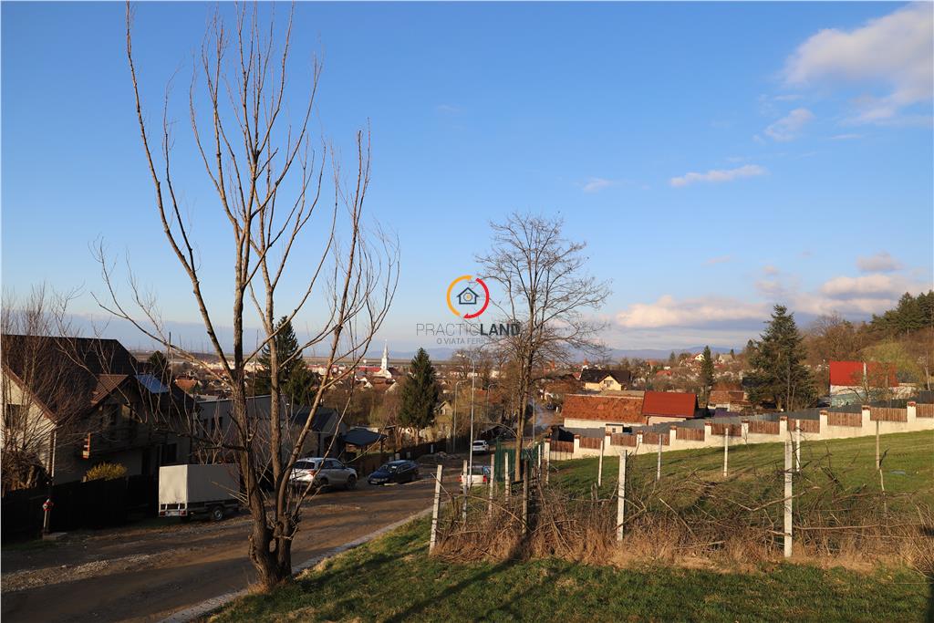 teren insorit cu panorama deosebita - foto 10