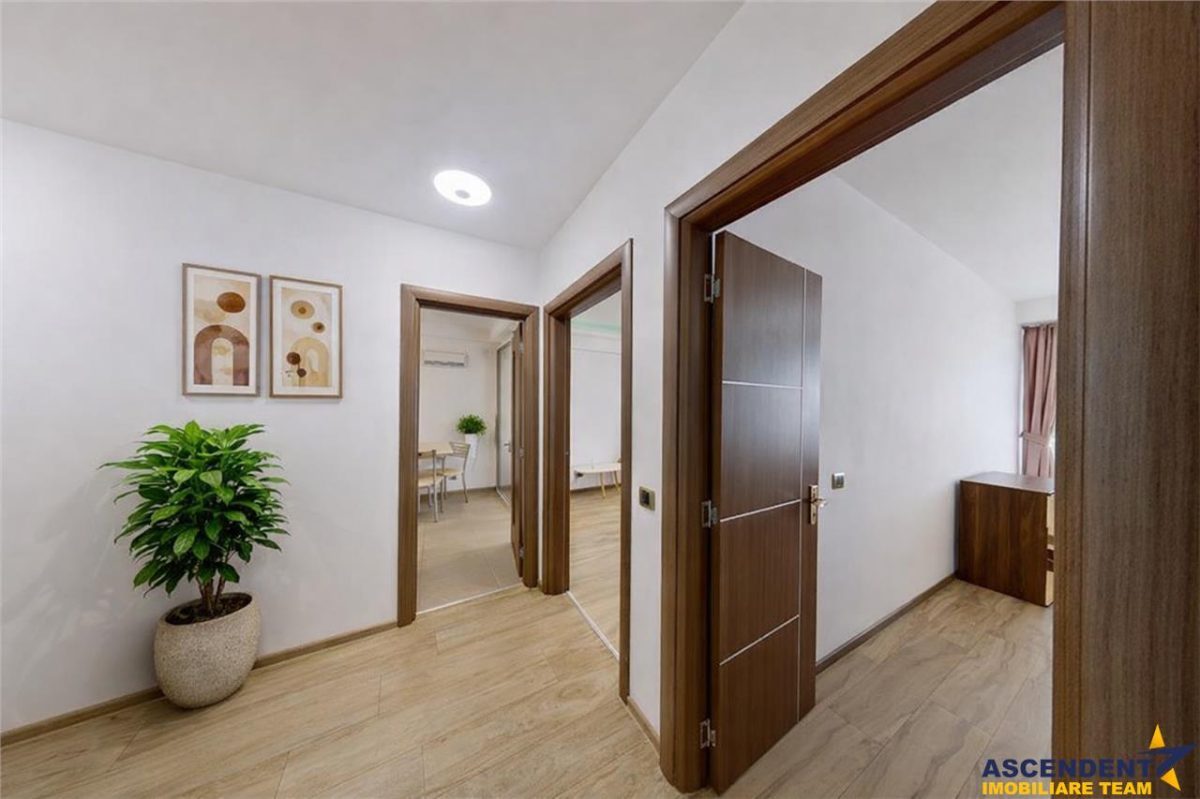 80mp,decomandat,mobilat,accesorizat,cu orizont catre munti,parcare,Isaran,Coresi, Tractorul, Brasov - foto 7