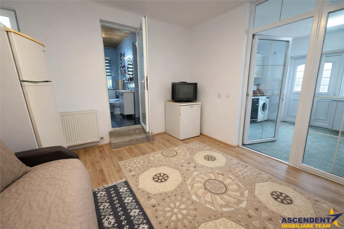 Casa cu 650 mp teren,zona linistita,curte verde,potential extindere,Gheorghe Doja, Targu Mures - foto 4