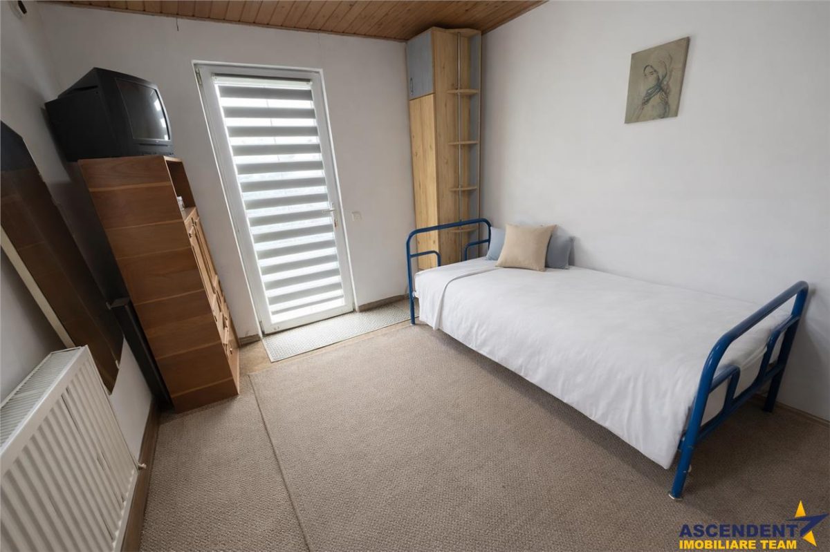 Casa cu 650 mp teren,zona linistita,curte verde,potential extindere,Gheorghe Doja, Targu Mures - foto 5