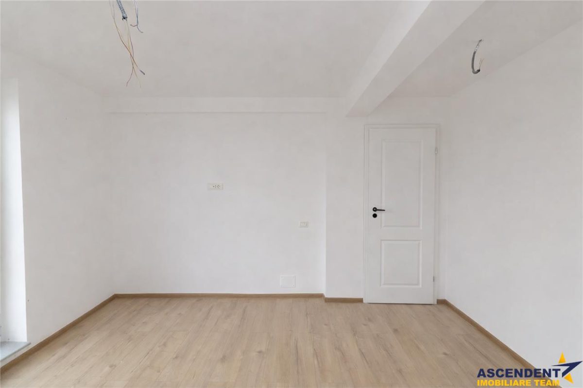 Vila calitativa, luminoasa linie, incalzire pardoseala, utilitati, Sanpetru, Brasov - foto 11