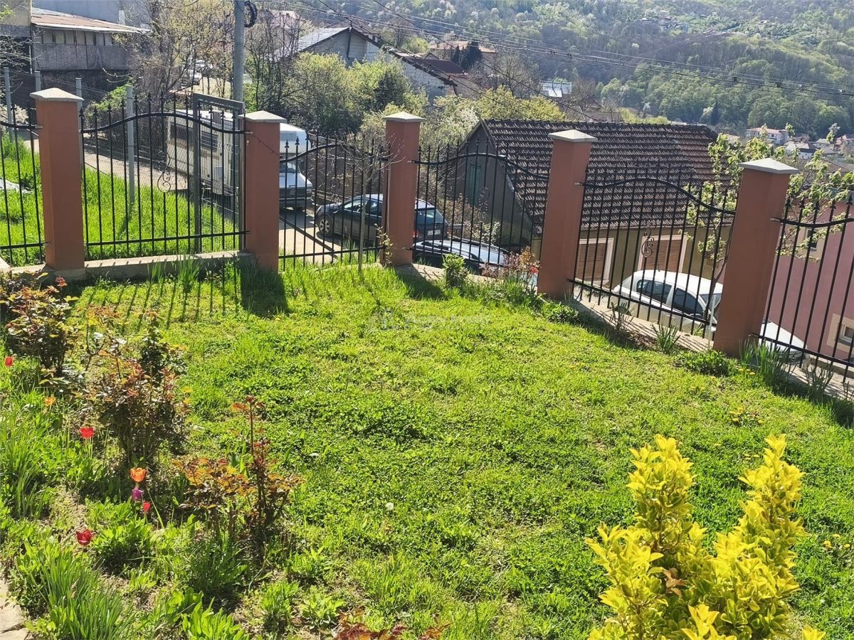 Resita Casa Cartier Muncitoresc - foto 15