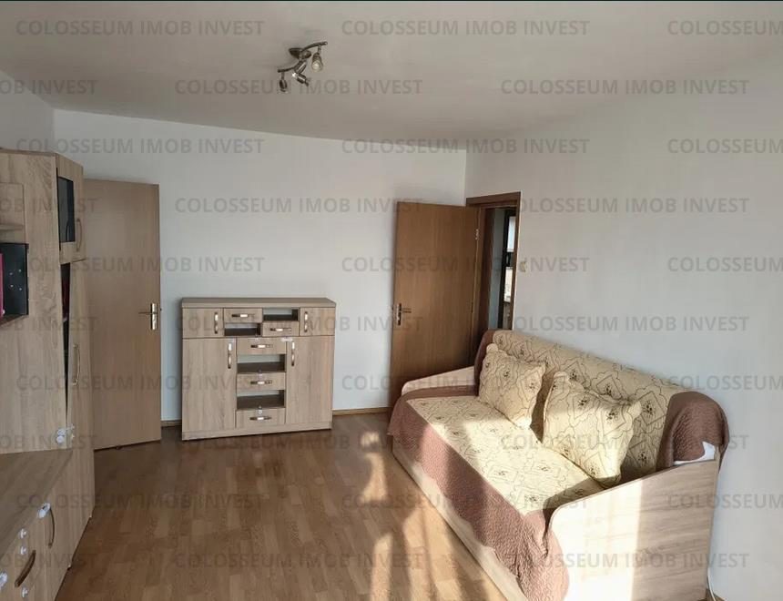 Apartament 2 camere, semidecomandat - zona Tractorul - foto 2