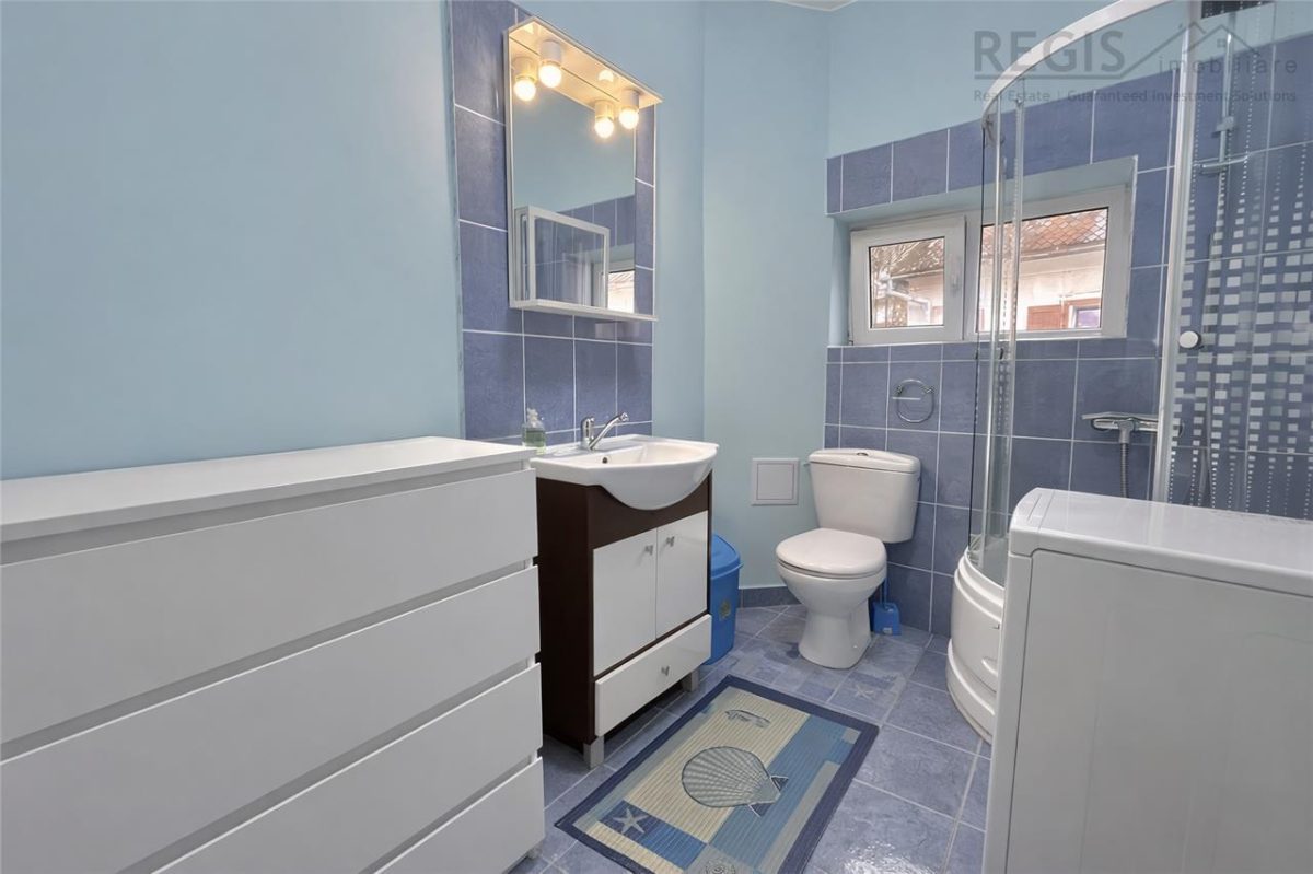 Apartament 2 Camere in Centrul Istoric cu Garaj si Curte - foto 14