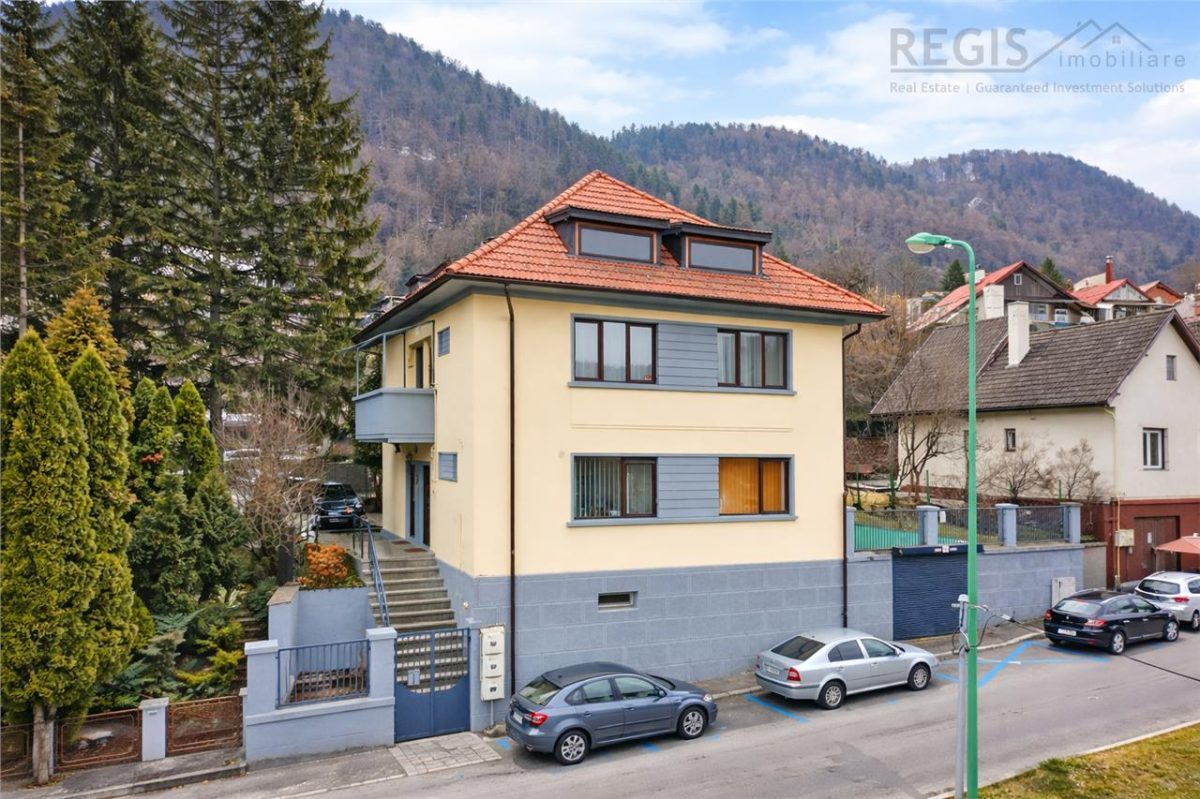 Apartament 2 Camere in Centrul Istoric cu Garaj si Curte - foto 3