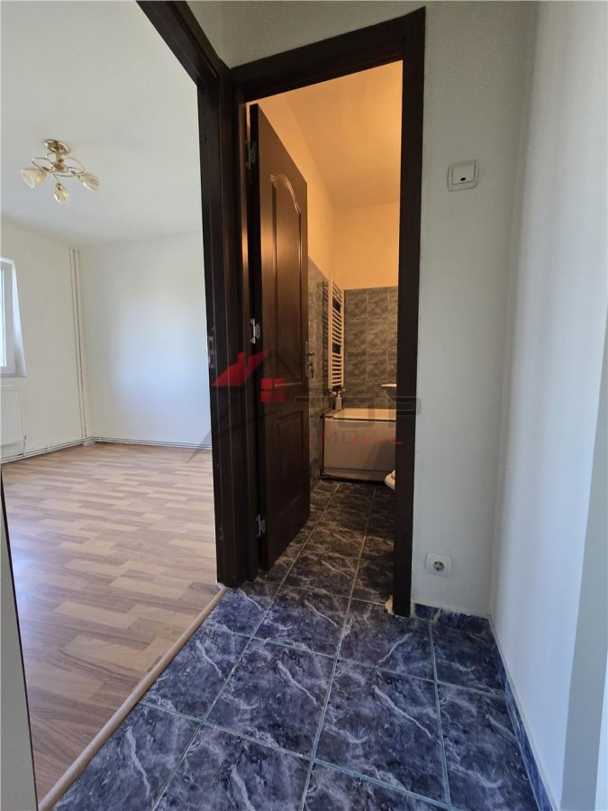 Etaj 2 - Mircea cel Batran, 2 camere, liber - foto 8