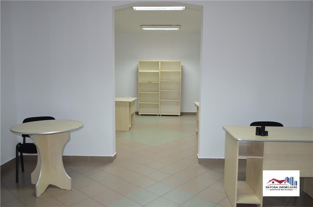 Casa si Spatiu Comercial de Vanzare Zona Semicentrala - foto 11