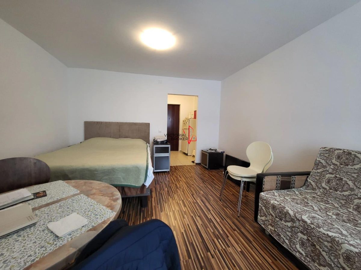 METROU / GARSONIERA RENOVATA / BLOC 1978 - foto 2