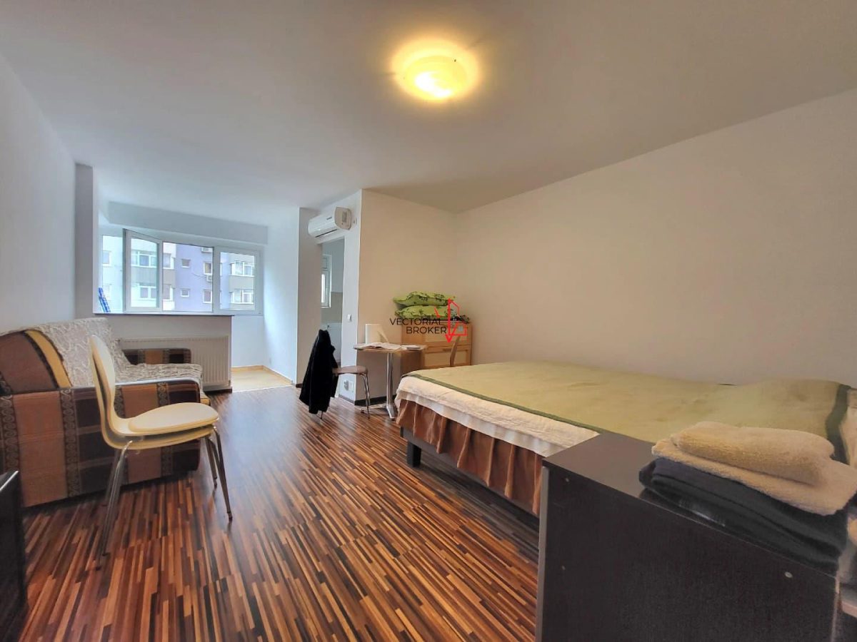 METROU / GARSONIERA RENOVATA / BLOC 1978 - foto 4