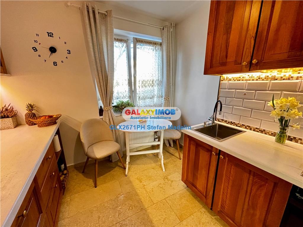 VANZARE APARTAMENT 3 CAMERE - DECOMANDAT - ZONA NORD, PLOIESTI - foto 9