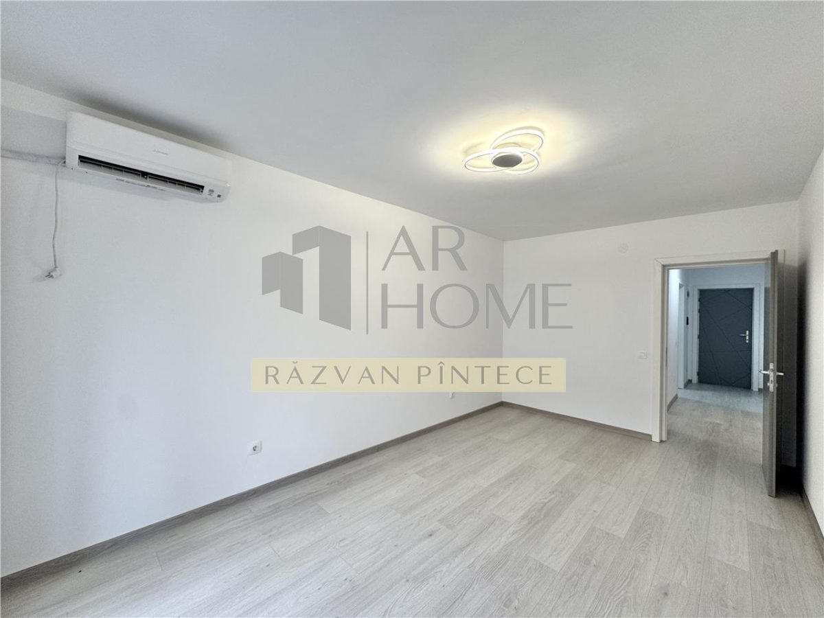 Inchiriere apartament 2 camere, partial mobilat utilat, White Tower Sud, Ploiesti. - foto 4