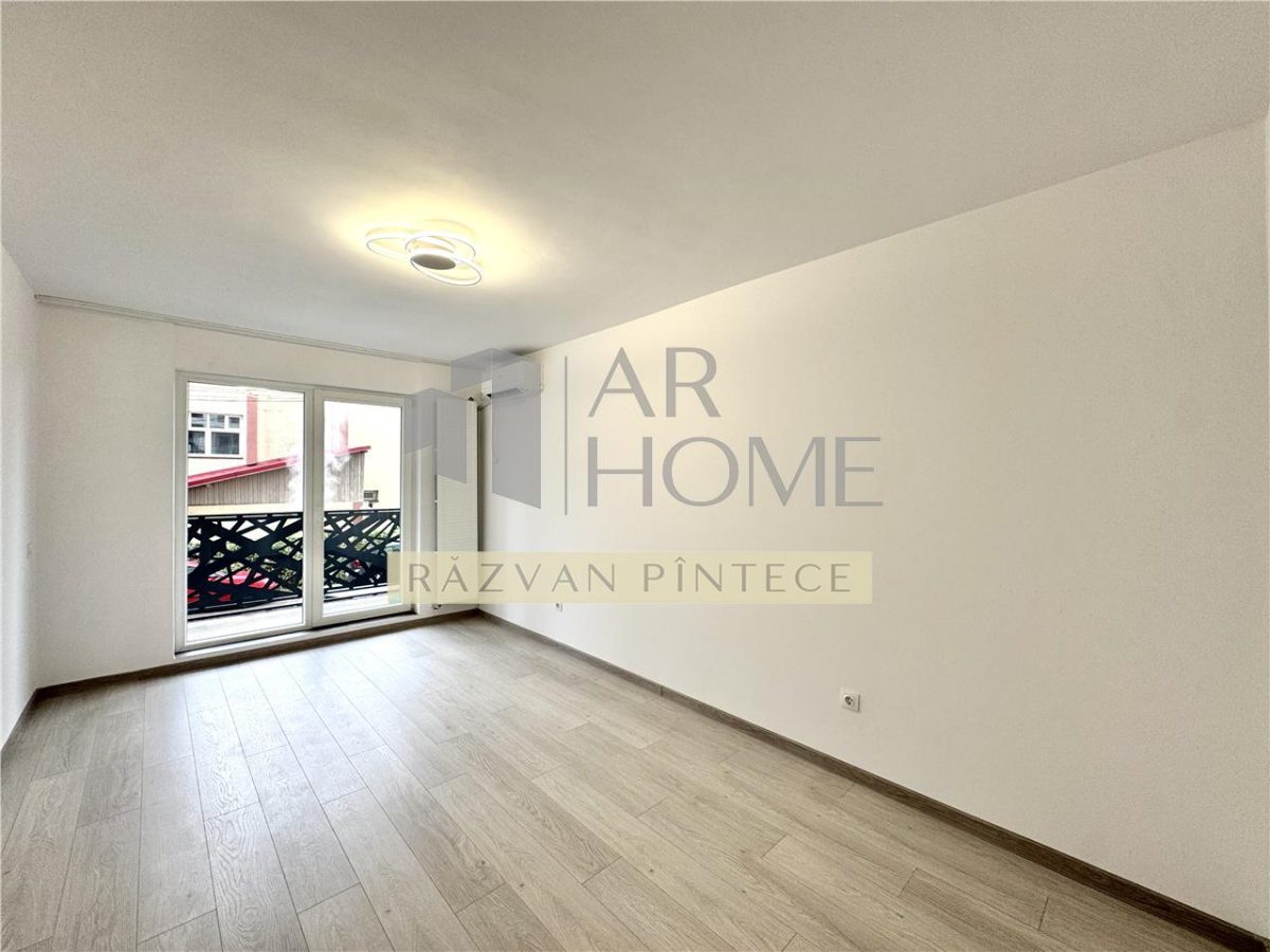 Inchiriere apartament 2 camere, partial mobilat utilat, White Tower Sud, Ploiesti. - foto 6