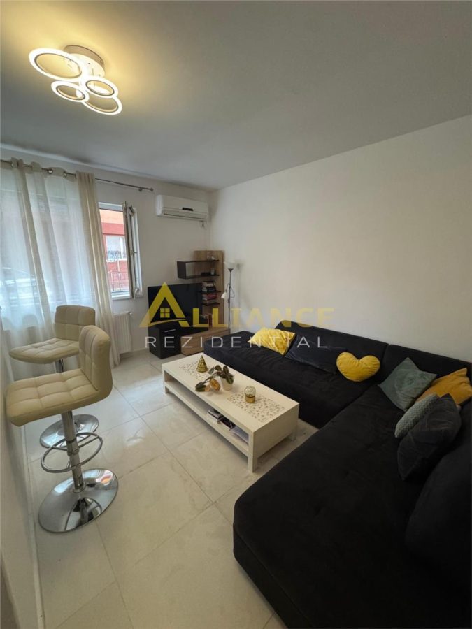 Apartament 2 camere gata de mutare Aparatorii Patriei - 