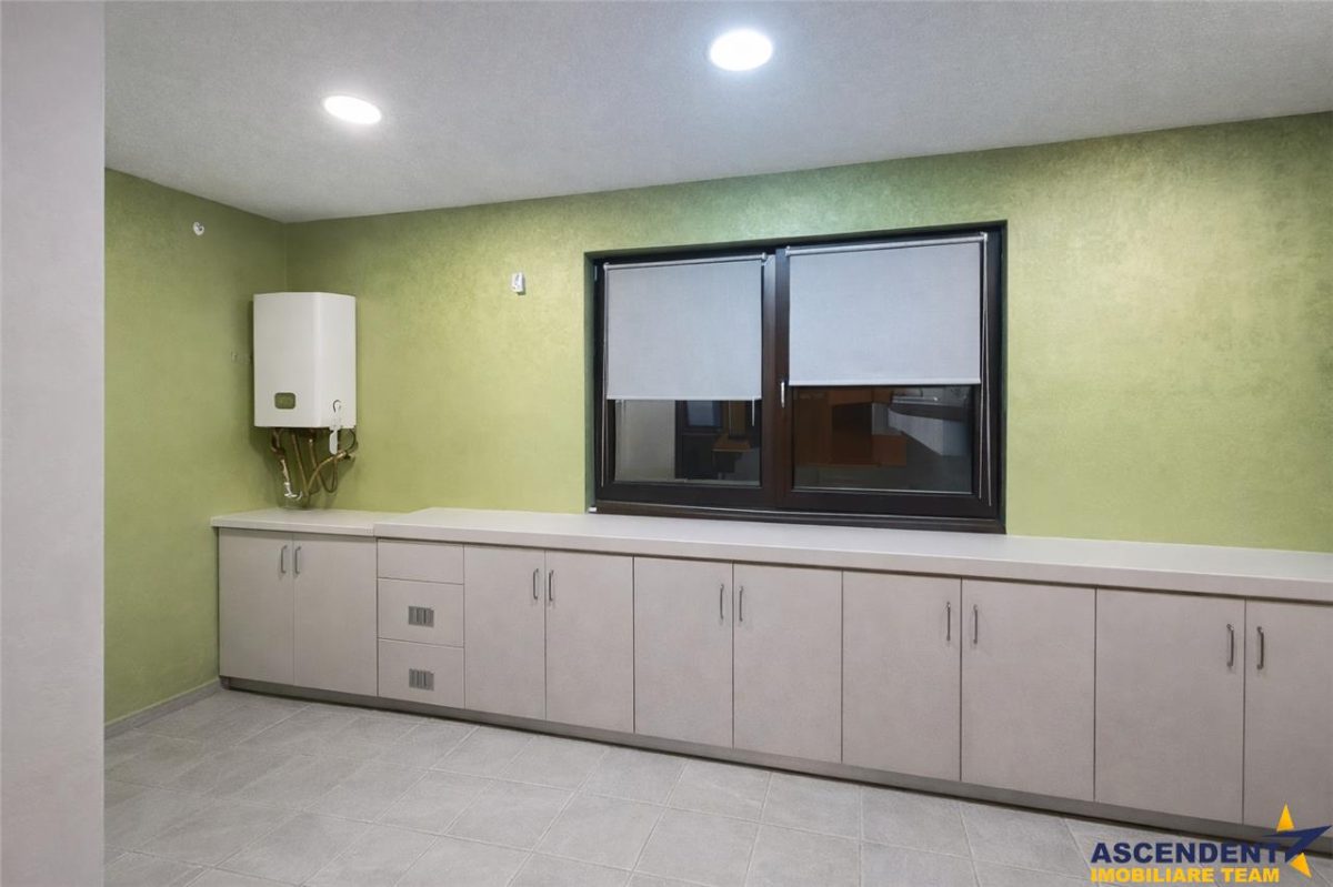 Vila individuala,5 camere,5  bai,170mp utili,areal A,teren 660 mp,Sangeorgiu de Mures - foto 9