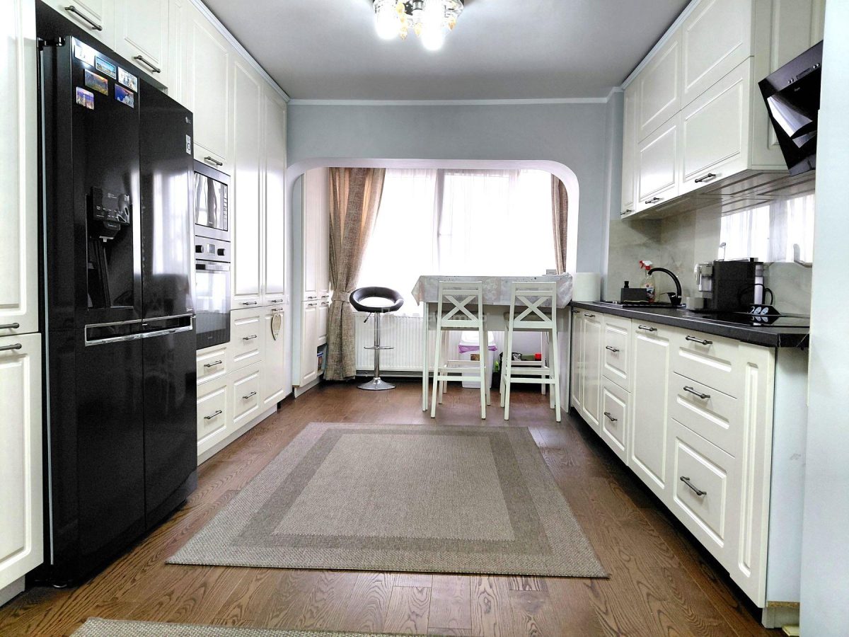 Baia Mare Ultracentral Vanzare | Apartament 4 camere etaj 2 - foto 2