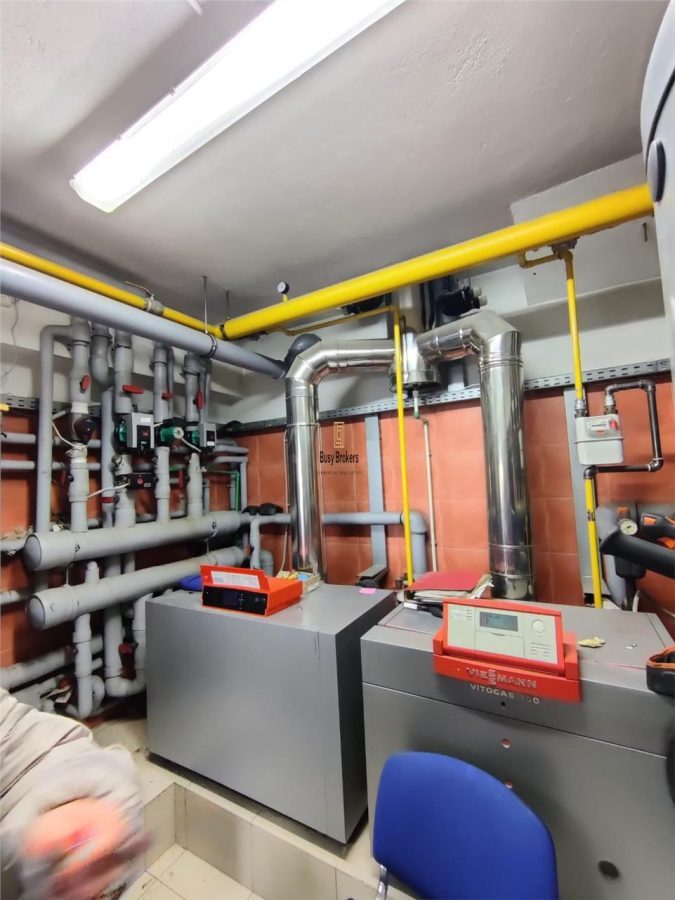 Spatii Birouri - 200 mp - Zona Sub Arini - foto 14