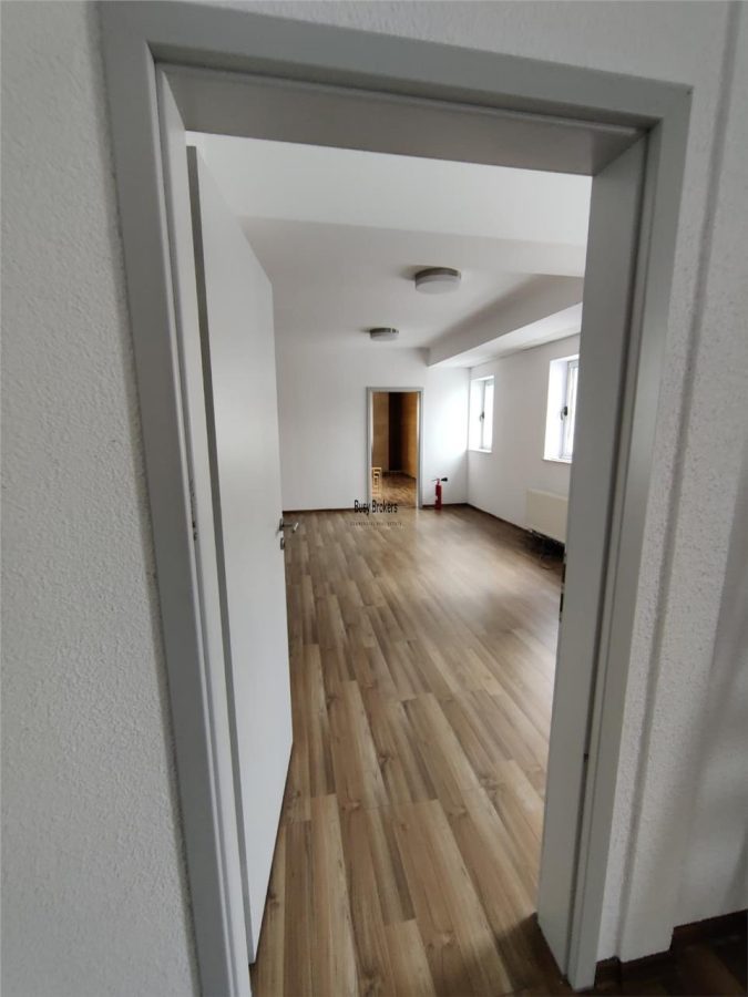 Spatii Birouri - 200 mp - Zona Sub Arini - foto 5