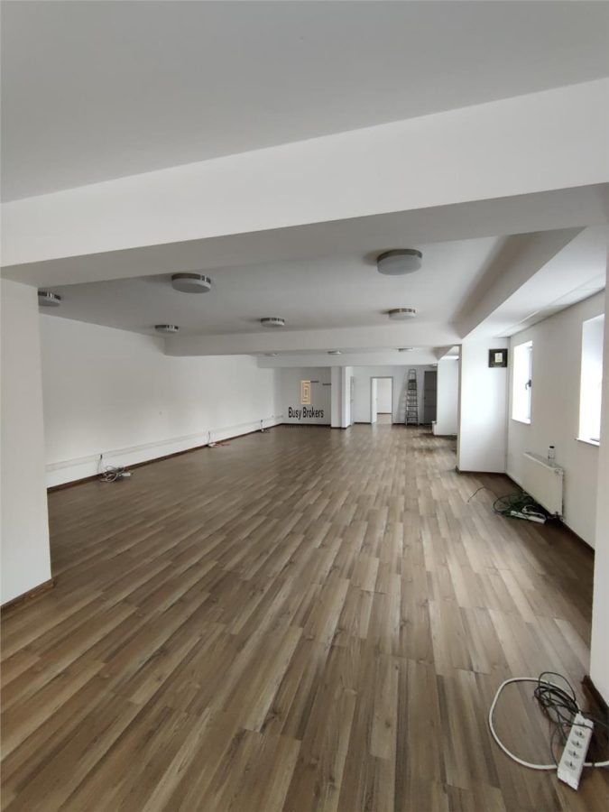 Spatii Birouri - 200 mp - Zona Sub Arini - foto 6