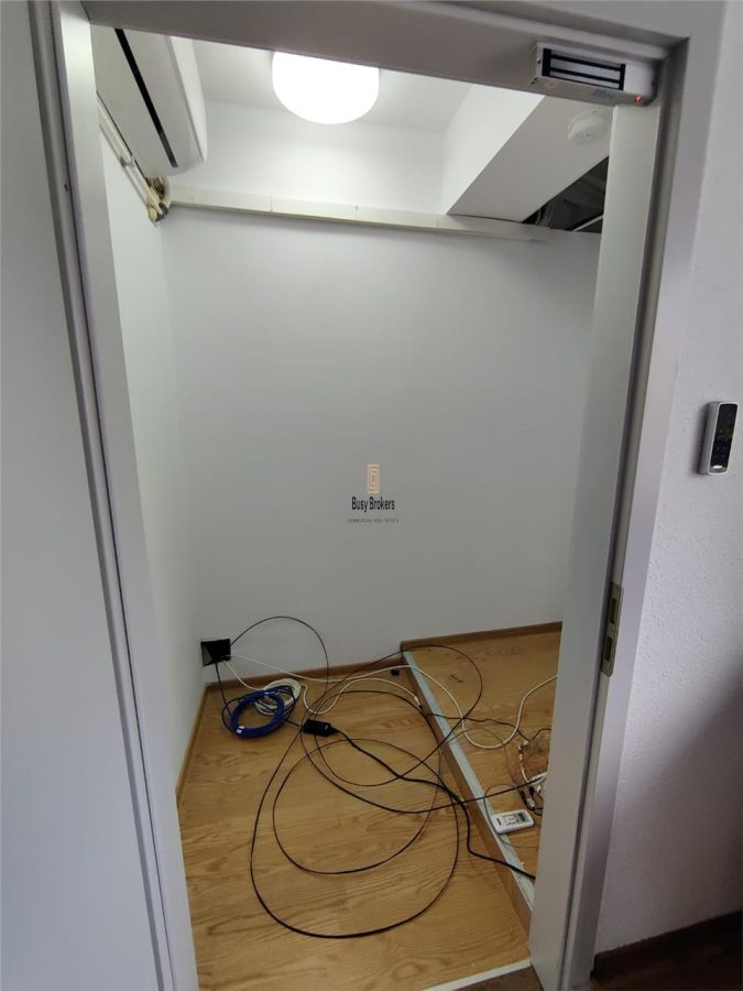 Spatii Birouri - 200 mp - Zona Sub Arini - foto 10