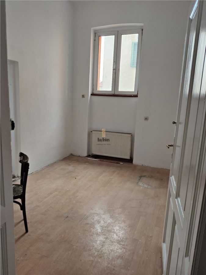 Spatii Birouri - 1200 mp - Zona Centrala - foto 15