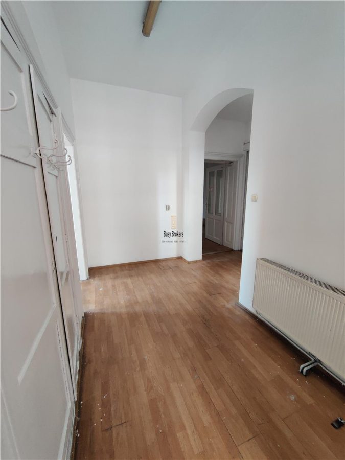 Spatii Birouri - 1200 mp - Zona Centrala - foto 3