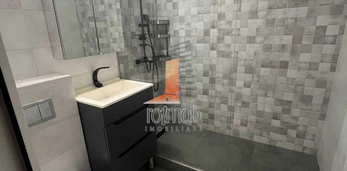 Apartament 3 camere decomandat, construit in anul 1982, zona B-dul Chisinau - foto 3