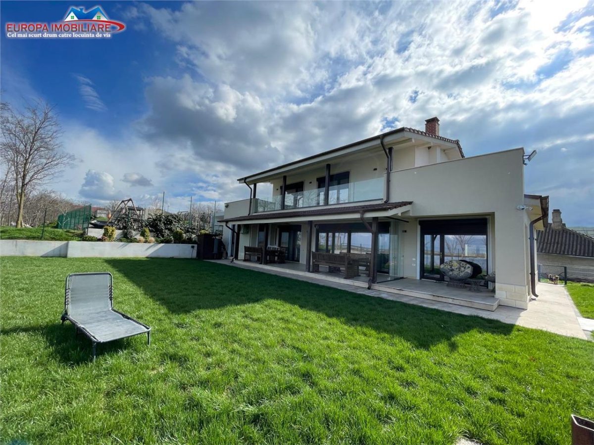 Casa P+1 de vanzare in Somva judetul Tulcea - foto 3