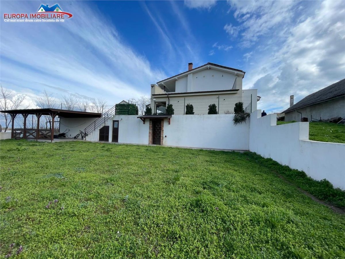 Casa P+1 de vanzare in Somva judetul Tulcea - foto 4