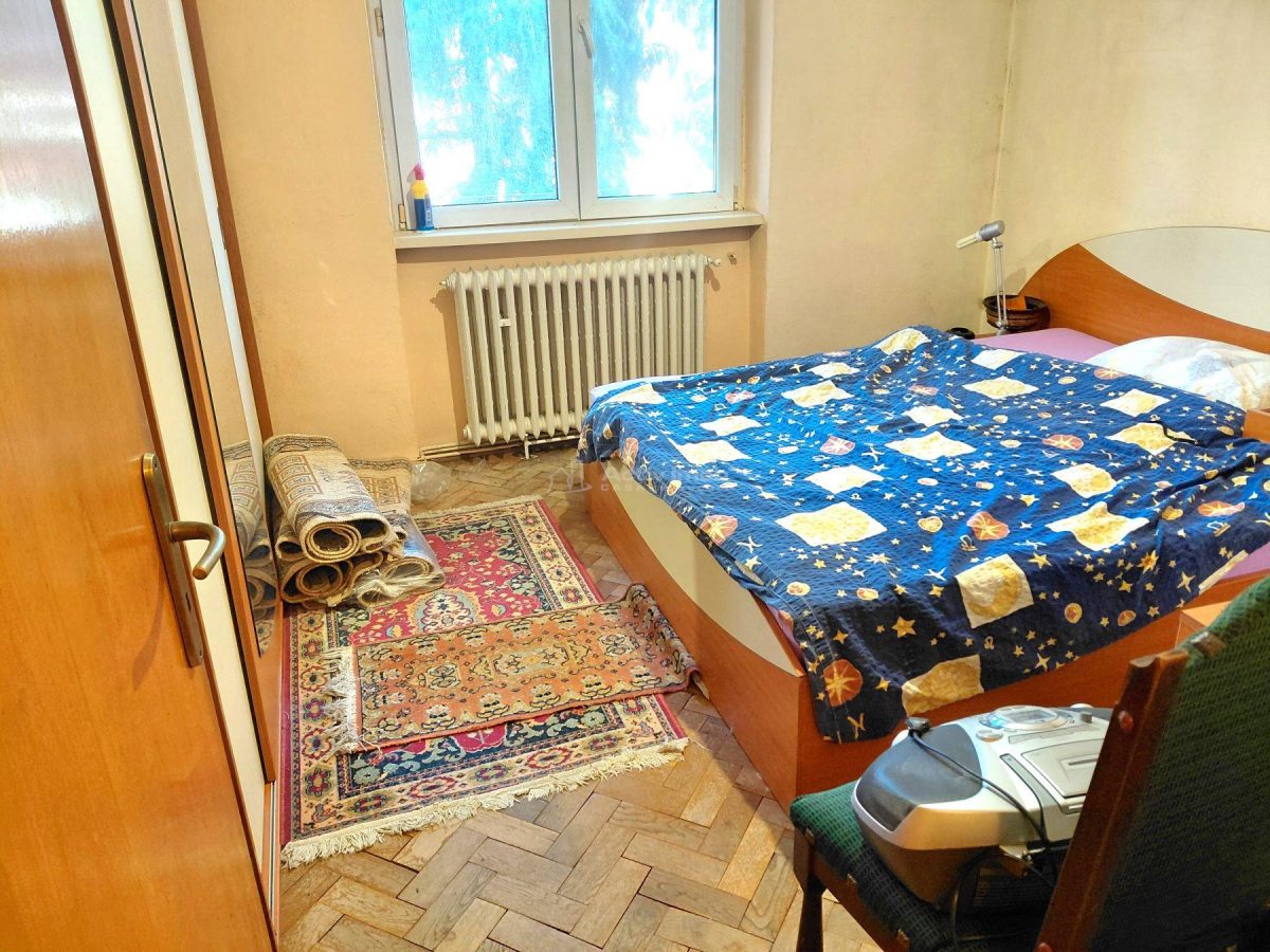 Baia Mare Vanzare | Apartament 3 camere decomandat etaj 3 | Victoriei - foto 2