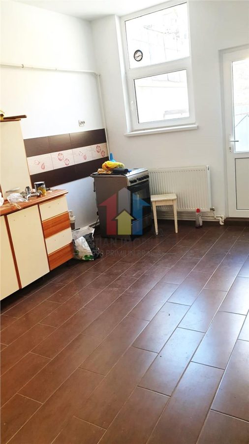 VEZI VIDEO! Casa Excelenta 2 camere, baie si bucatarie, Politia Rutiera - foto 12