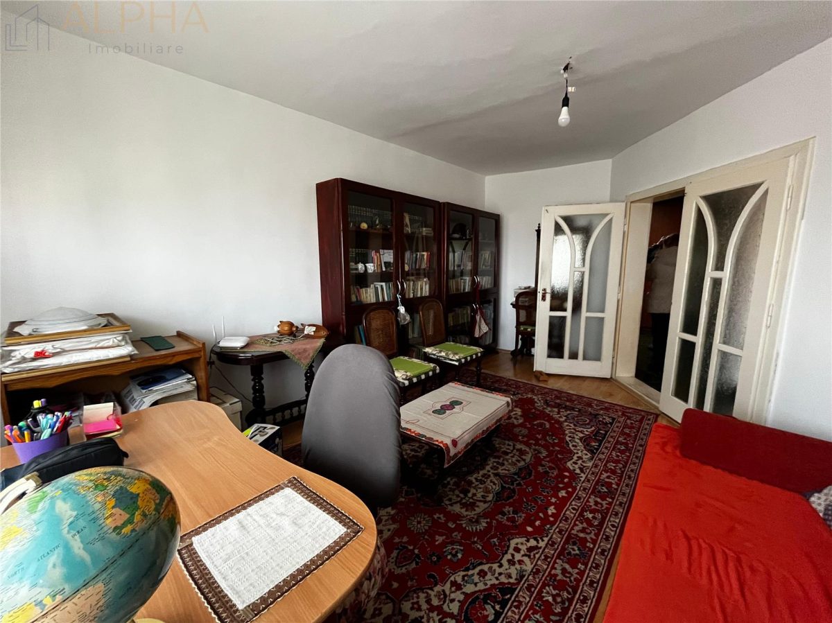 Apartament 2 camere decomandat, 58 mp, etaj 6/8, zona Biserica Sfanta Ana - foto 2