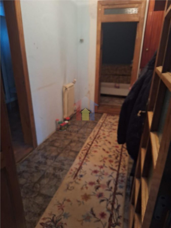 Vila S+P+1+M- Islaz, 8 camere, Suprafata teren 971 mp, Suprafata construita 410 mp - foto 12