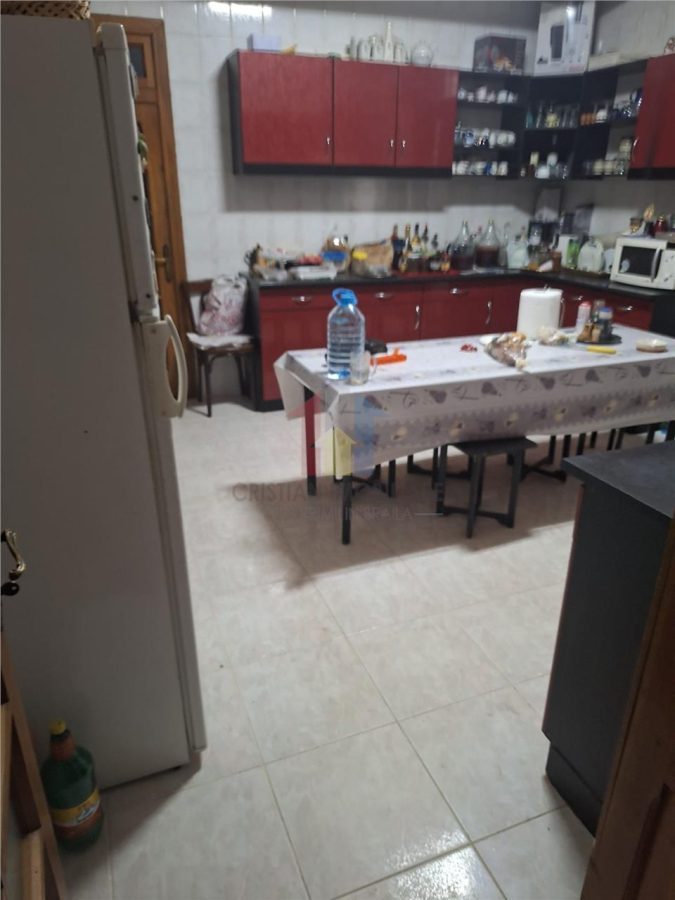 Vila S+P+1+M- Islaz, 8 camere, Suprafata teren 971 mp, Suprafata construita 410 mp - foto 13