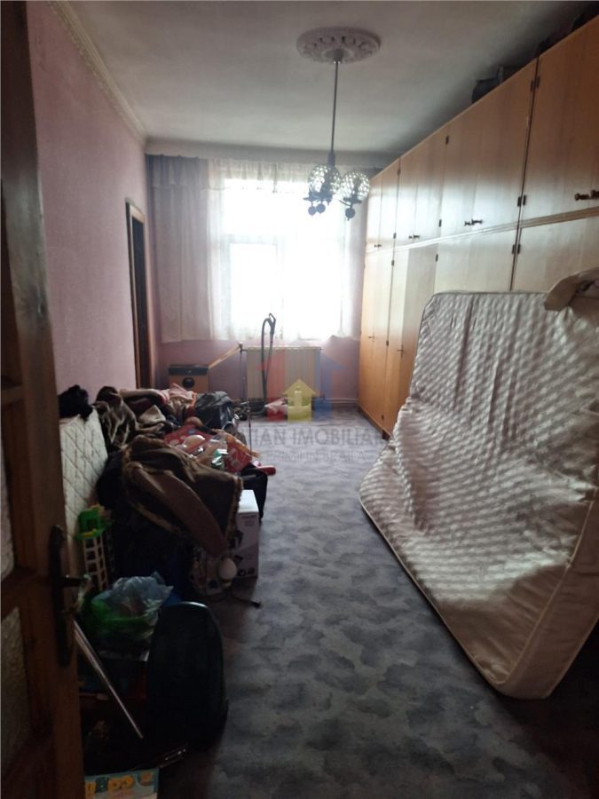 Vila S+P+1+M- Islaz, 8 camere, Suprafata teren 971 mp, Suprafata construita 410 mp - foto 17