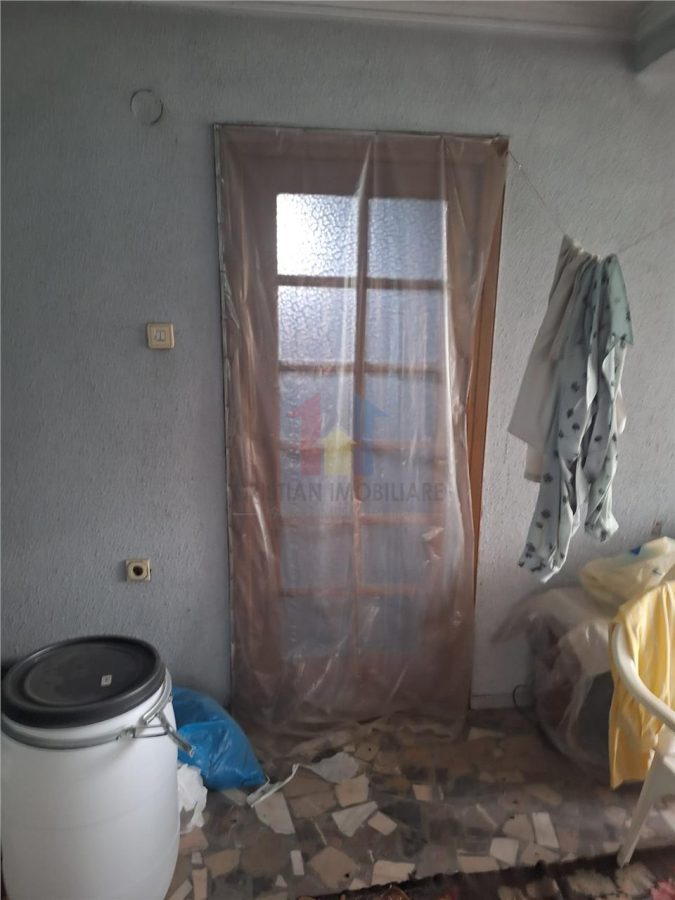 Vila S+P+1+M- Islaz, 8 camere, Suprafata teren 971 mp, Suprafata construita 410 mp - foto 24