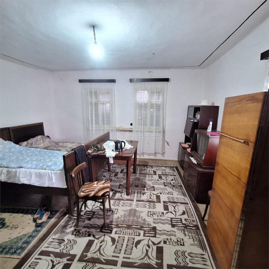 Casa cu Gradina si Teren, 4636 MP. Ghertenis - foto 22