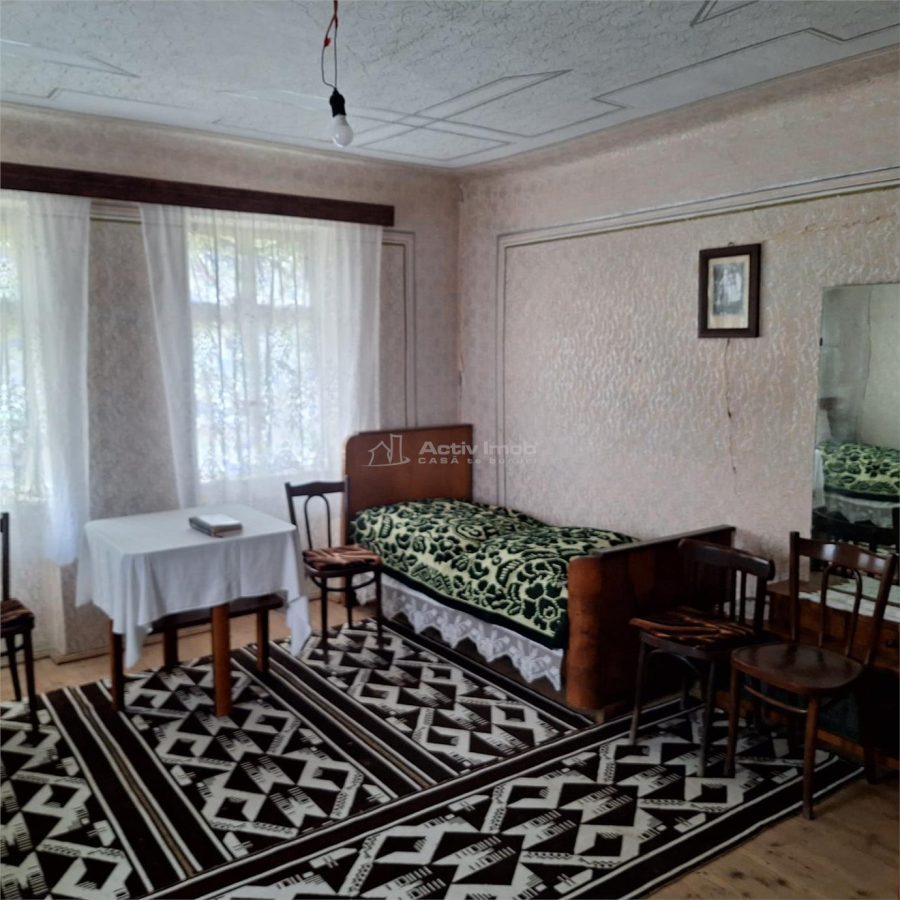 Casa cu Gradina si Teren, 4636 MP. Ghertenis - foto 6